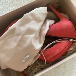 Prada heels. Today only price drop!!!!